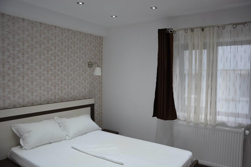 Comfort Aparthotel Constanta Bagian luar foto